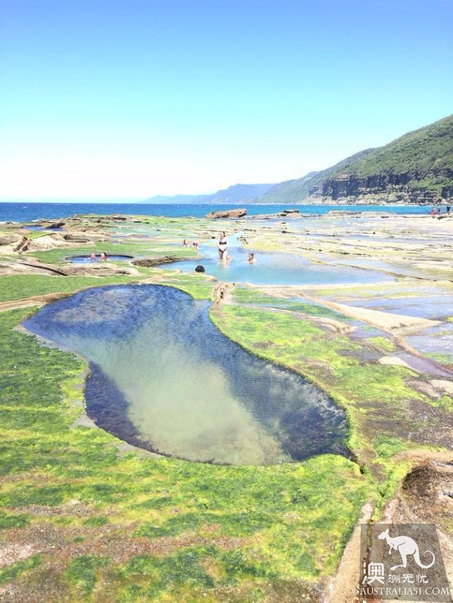 Trudging mountains and waters to see you, Sydney eight-character Lake Journey