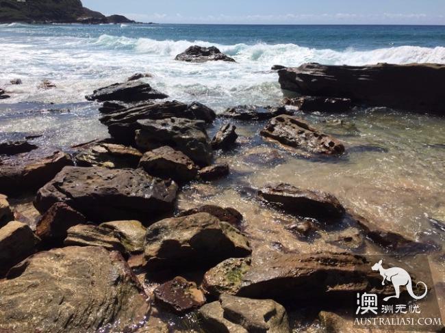 Trudging mountains and waters to see you, Sydney eight-character Lake Journey