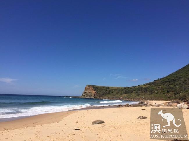 Trudging mountains and waters to see you, Sydney eight-character Lake Journey