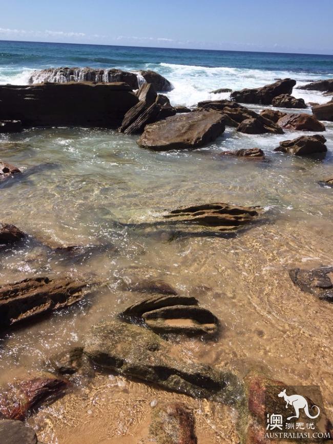 Trudging mountains and waters to see you, Sydney eight-character Lake Journey