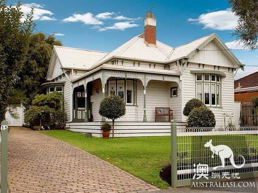 Is your house Victorian or Edwards? The picture says the six styles of Australian housing