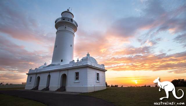 Sydney's 7 most beautiful lighthouses, waiting for you to punch in