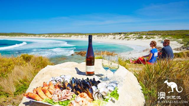 Practical information, guide to the theory and practice of Australia's honeymoon travel.