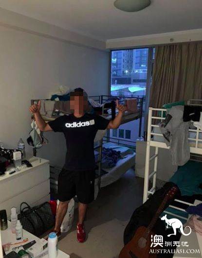 8 people live in two bedrooms in Sydney's Chinese district, with a per capita rent of 0 per week.