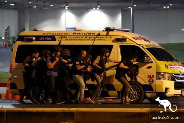 Burst! With a gun strafed the Thai mall,21 dead and 30 wounded
