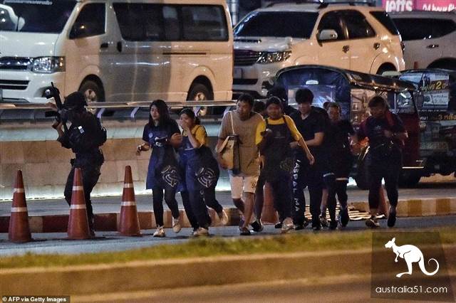 Burst! With a gun strafed the Thai mall,21 dead and 30 wounded