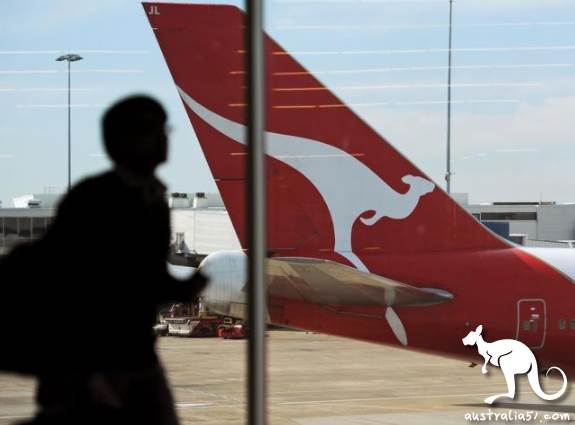 Australia lost more than A 0 million a day to domestic and foreign airlines