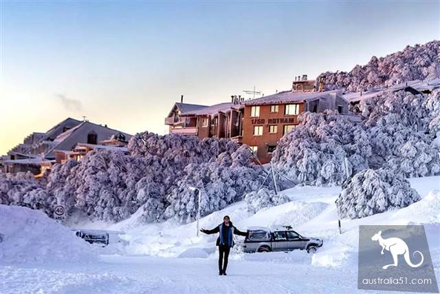Excited! There's heavy snow around Melbourne, and the fun ski season begins! Skiing strategy in 2019 is the best.