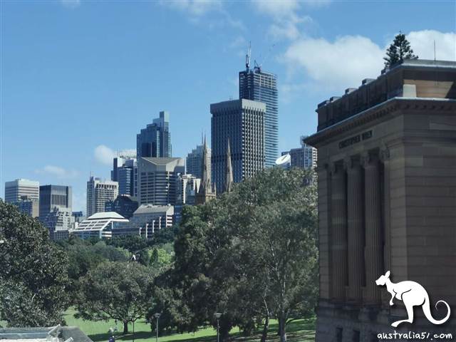 Australia a girls' school and boys' school merger heated discussion, boys and girls reaction bright!