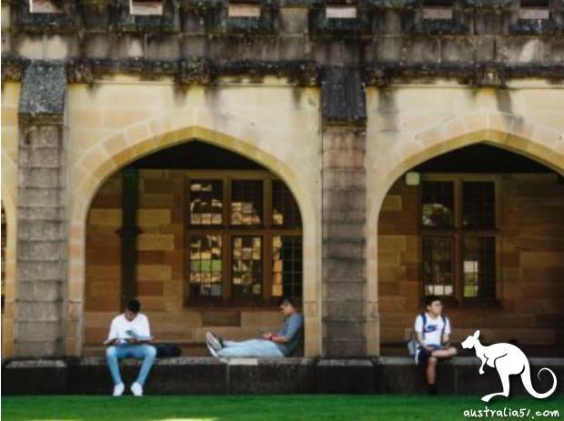 'Chinese students will never come again! Foreign students are threat to be transferred to the UK