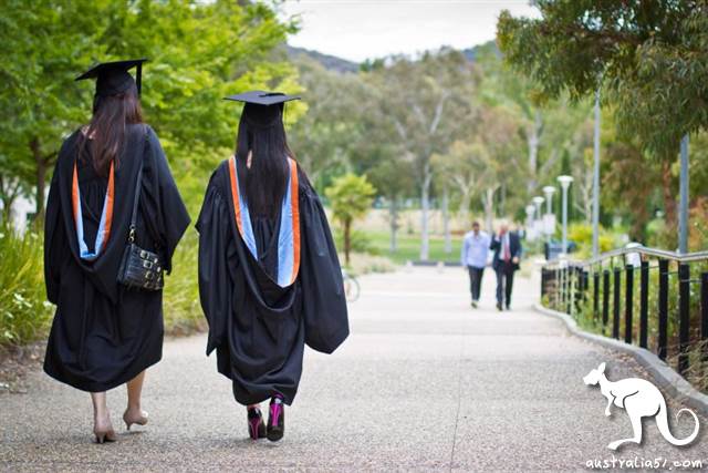 Can international students return to Australia in August?