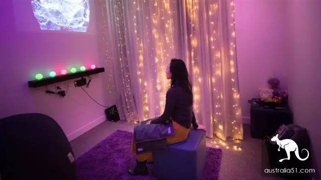 Melbourne luxury youth reception center complained of luxury star hotel