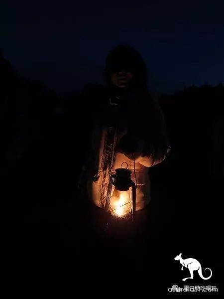 亚瑟港夜晚的探险之旅，勇敢者的旅行