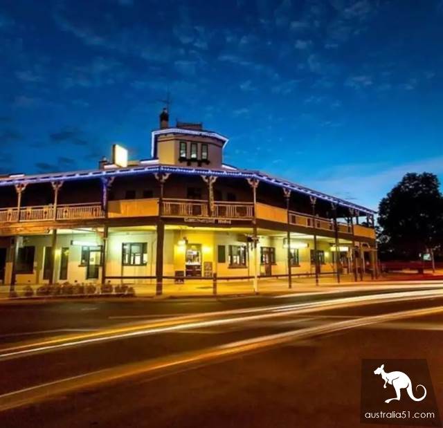 Spit blood! There are 12 beautiful scenic spots around Sydney and 19 characteristic towns! Take baby and play with one.