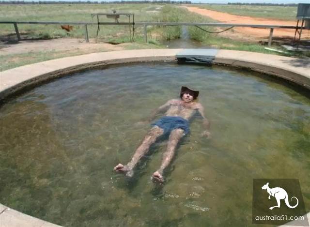 Spit blood! There are 12 beautiful scenic spots around Sydney and 19 characteristic towns! Take baby and play with one.