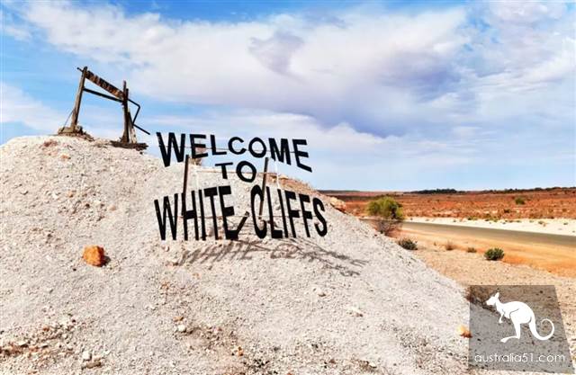 Spit blood! There are 12 beautiful scenic spots around Sydney and 19 characteristic towns! Take baby and play with one.