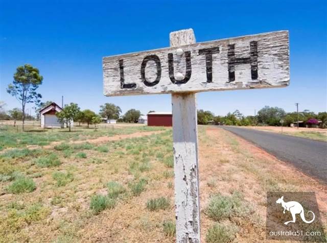 Spit blood! There are 12 beautiful scenic spots around Sydney and 19 characteristic towns! Take baby and play with one.