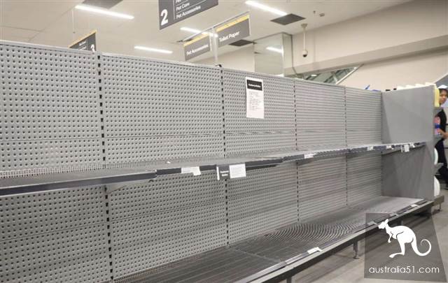The reason that Australian people hoard paper madly finally exposes! In order to solve the toilet paper shortage, newspapers are empty 8 pages...