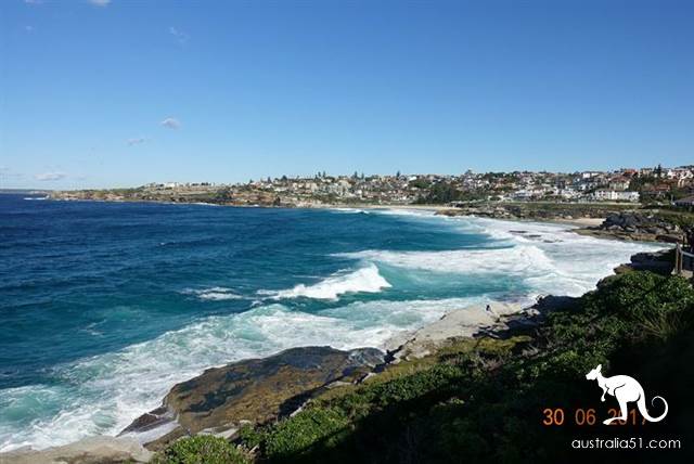 Six kilometers to explore Sydney's best-known coastal trekking route: Bundy to Kugibstep Road