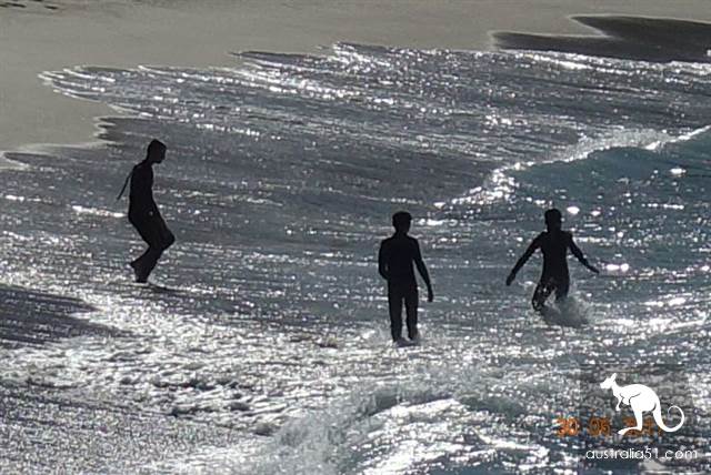 Six kilometers to explore Sydney's best-known coastal trekking route: Bundy to Kugibstep Road