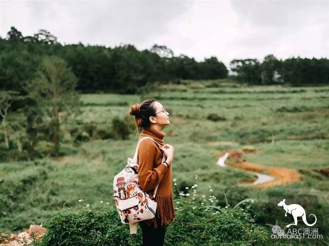The mistake that most people make when they travel abroad: think that these common accident travel insurance will pay for it.