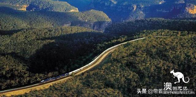 Pacific special train, Australia's most beautiful train line, across the entire mainland, from the Pacific to the Indian Ocean