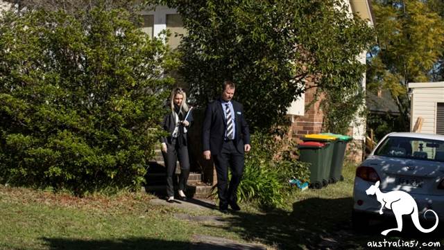 Confused violence Control Madness, How Sydney Men Go to Kill Children