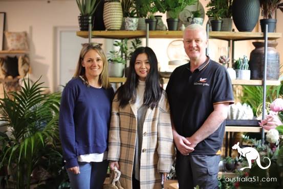 Warran Glen Nursery: Flowers meet Coffee, secret garden in the Mountains