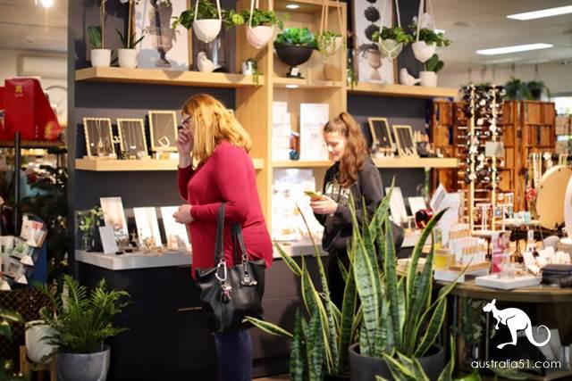 Warran Glen Nursery: Flowers meet Coffee, secret garden in the Mountains