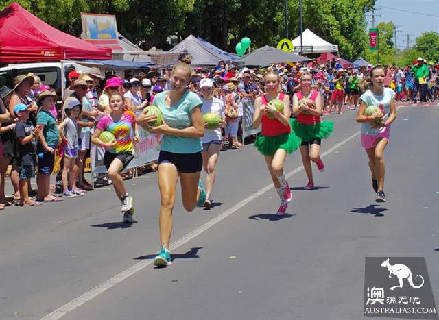Watermelon festival in the small town of Chinchilla, Kunzhou, where watermelons are not used for food.