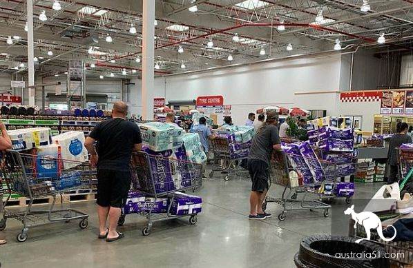 There's been a lot of hoarding all over Australia! Government calls on people to remain calm and avoid panic buying