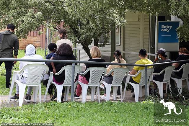 All hospitals in Australia will be equipped with fever clinics with limited testing conditions