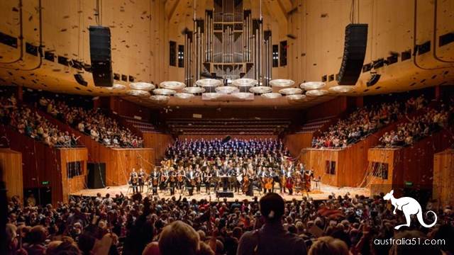 Two or three things you need to know when you watch a show at the Sydney Opera House