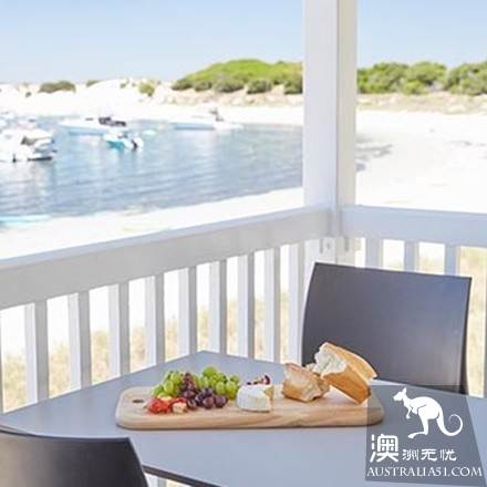 The hometown of the Internet famous short kangaroo, the residential gourmet section of Rothenis Island in Western Australia