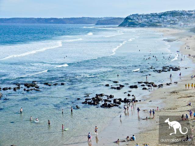 Newcastle, the small town of literature and art next to Sydney, 6 kilometers of seaside walkway, light wind, light waves and waves