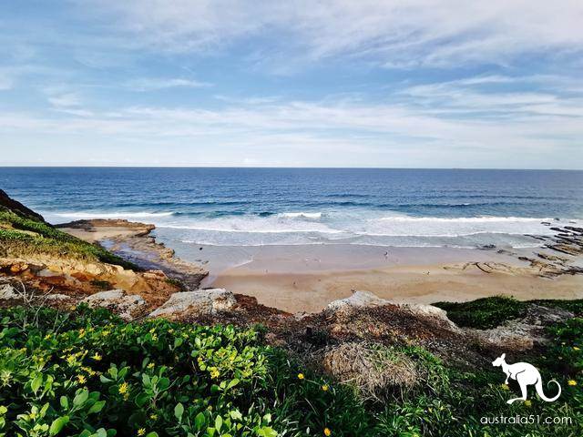 Newcastle, the small town of literature and art next to Sydney, 6 kilometers of seaside walkway, light wind, light waves and waves