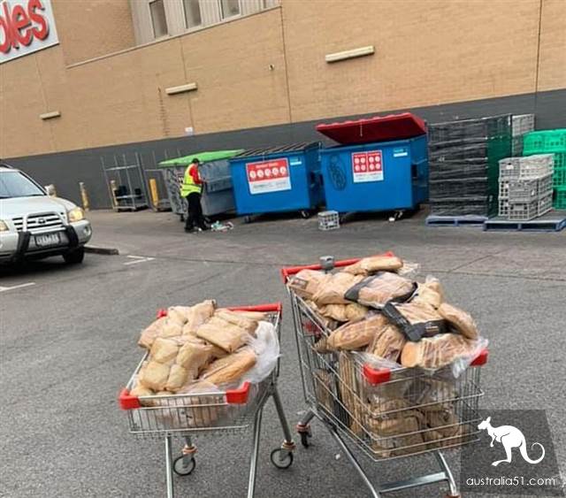 'Why don't you throw it away for the poor!' Coles threw away the bread that had expired and was slammed by netizens.