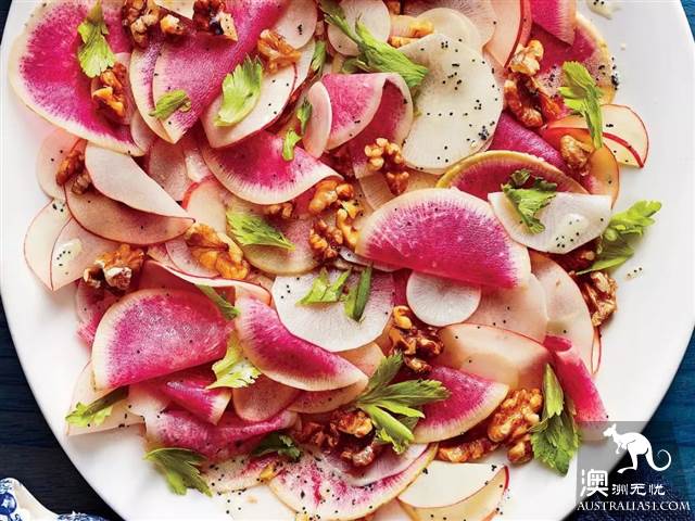 What are the names of vegetables, fish and spices that are often sold in Australian supermarkets? How do you eat it?