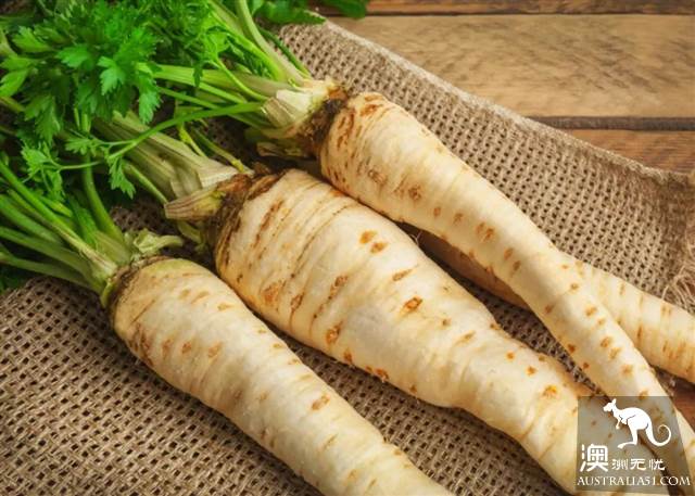 What are the names of vegetables, fish and spices that are often sold in Australian supermarkets? How do you eat it?