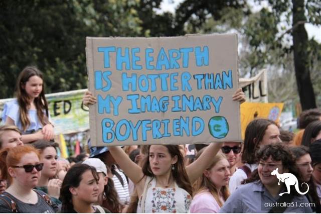 300000 Australian Youth parade calls for Climate change threat Earth