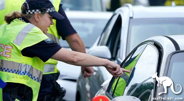 Australia's tourism minister urged states to open their borders
