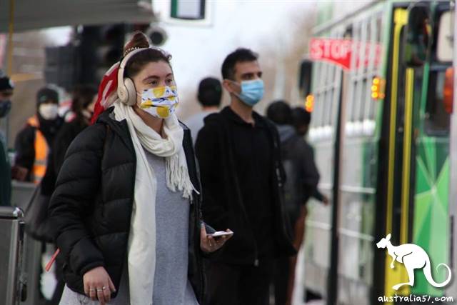 60% of Australians support mandatory masks