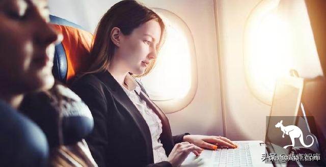 Ten ways to get a lift while traveling