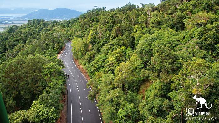Classic scenery is on the road, 6 Australian classic self-driving lines compete