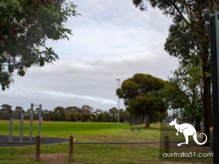 A woman was killed by sexual invasion in Melbourne Park! The residents were frightened