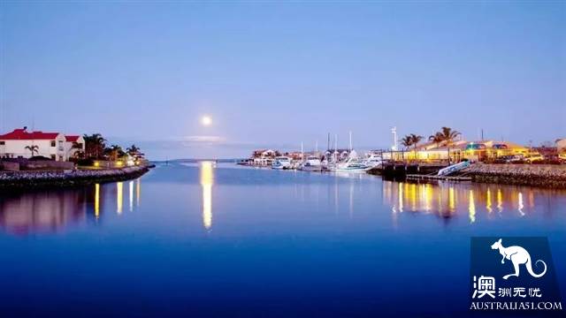 Australia's 6 most beautiful 'road travel' routes, let you play as you walk
