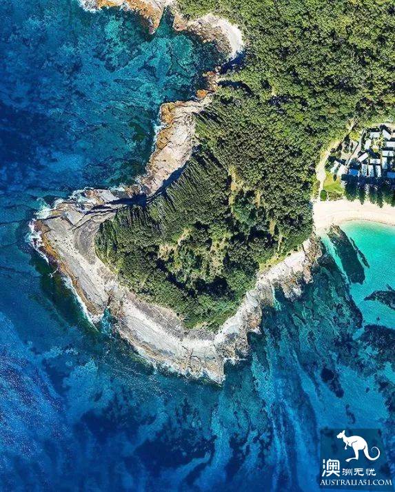 Australia's 6 most beautiful 'road travel' routes, let you play as you walk