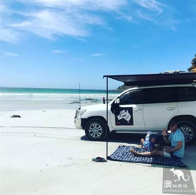 Australia's 6 most beautiful 'road travel' routes, let you play as you walk