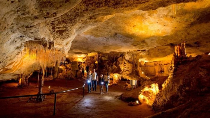 [530C5499-2ED4-8787-FF75-8D0B8D1B5456]