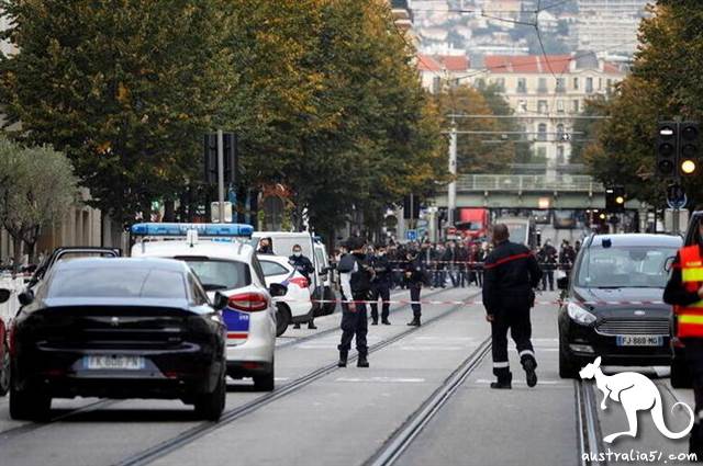 France threatened to kill three women beheaded, the Australian Prime Minister angrily denounced '#1'